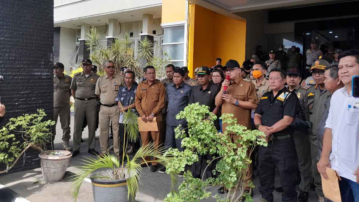 Aksi Damai FPMB di DPRD Belitung, Minta Bebaskan 11 Pejuang Keadilan Membalong