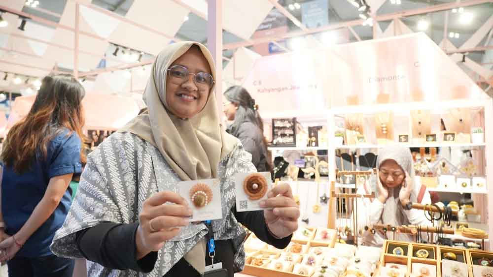 UMKM Perhiasan Asal Mojokerto Makin Bersinar Berkat Dukungan BRI, Siap Go Global
