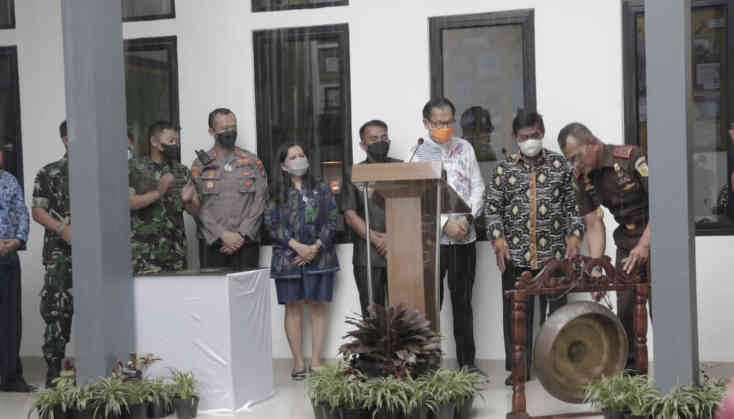 Kajati Babel Resmikan Rehab Gedung Kantor Kejari Belitung