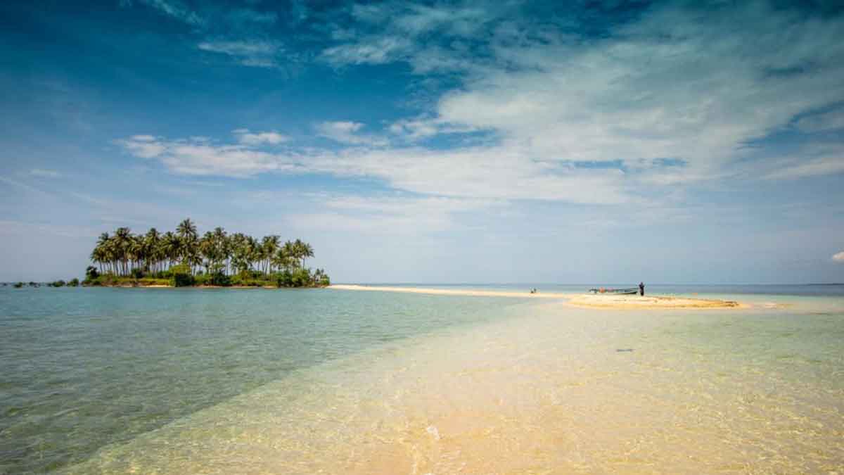 Pulau Sekunyit Disiapkan Jadi Destinasi Wisata Baru Belitung Timur, Ini Alasannya