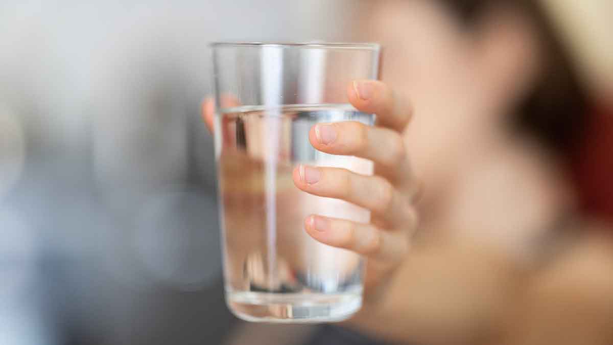 Berapa Kebutuhan Air Minum Orang Per Hari? Ternyata Tergantung Ukuran Berat Badan