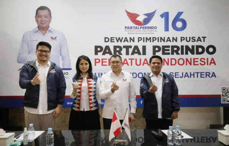 Michael Victor Sianipar dan Sortaman Saragih Resmi Dilantik HT, Perkuat DPP Partai Perindo