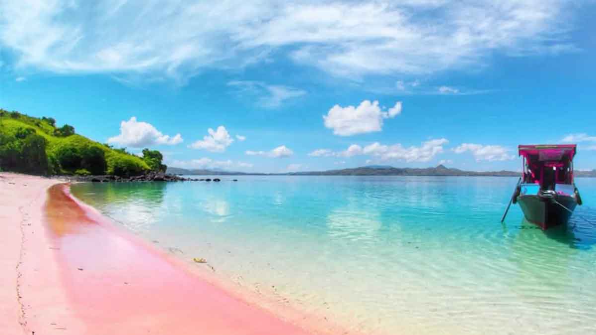 Liburan Impian ke 20 Wisata Pantai Terbaik di Dunia, Salah Satunya Ada di Indonesia!