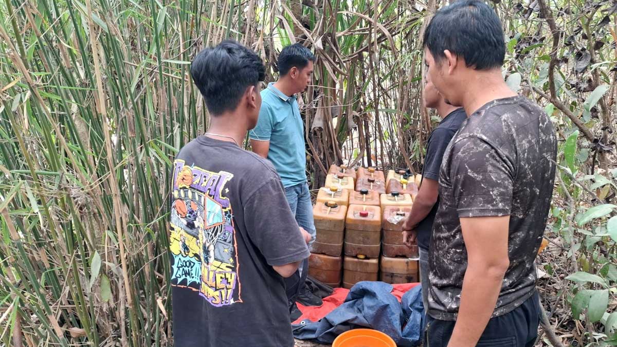Polres Belitung Bongkar Pelangsiran BBM Pertalite di SPBU Badau, 3 Tersangka Diamankan