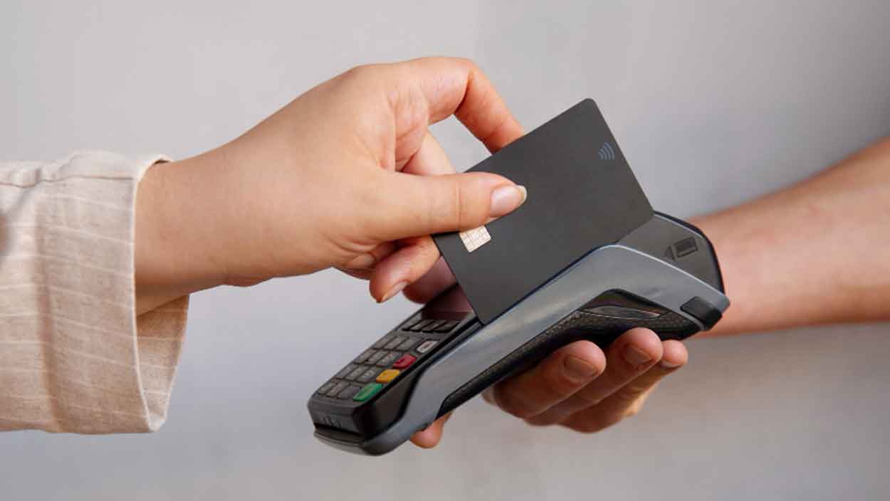 Ternyata Ini Alasan Orang Kaya Pilih Transaksi Pakai Kartu Kredit