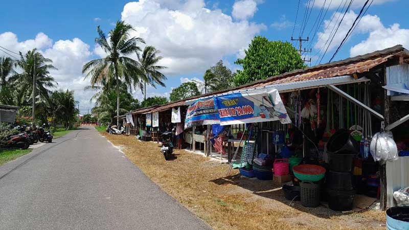 Manfaatkan Lahan Miliknya, Johan Dirikan Pasar Tradisional Kelurahan Pangkallalang
