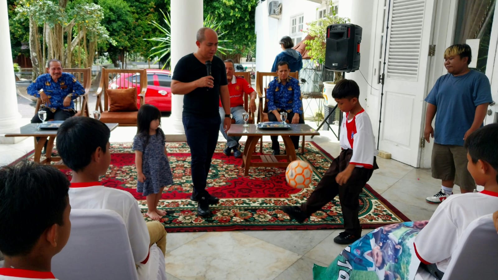 Lepas SSB U-10 Tanding di Palembang, Wako Molen: Saya Doakan jadi Juara