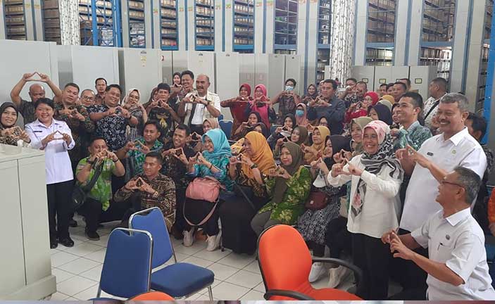 Pengelolaan Arsip Penting, Dispus Beltim Lakukan fix finding ke Bogor