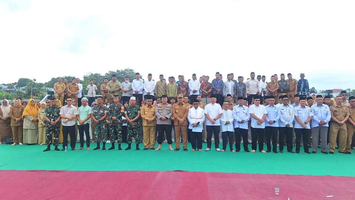 Doa Bersama di Kolong Minyak, Simbol Persatuan Umat di Belitung Timur