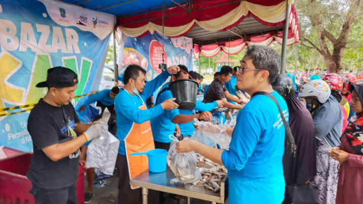 Kembali Digelar, Besok Pagi Ada Bazar Ikan Murah di Pantai Tanjungpendam 