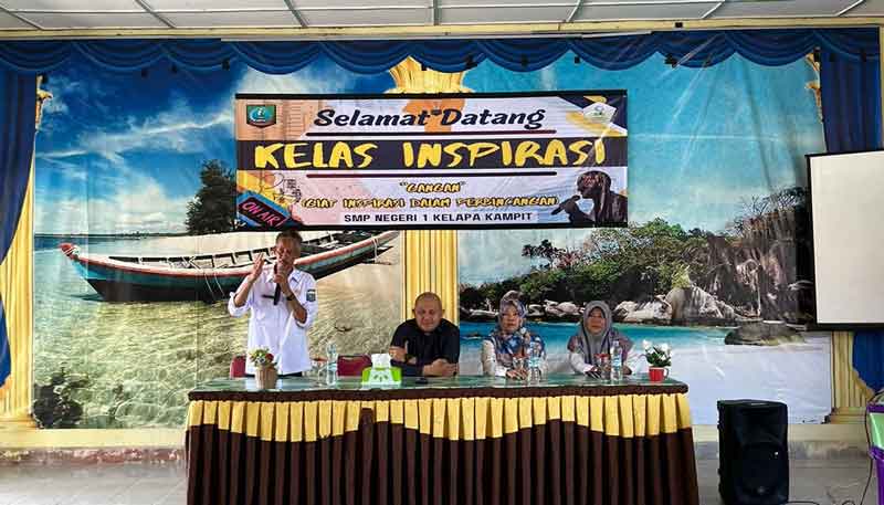 Ketua DPRD Belitung Timur jadi Narasumber Kelas Inspirasi Program Gangan SMPN 1 Kelapa Kampit