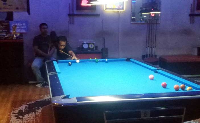 Asiong Juara Open Turnamen Billiard  Siwo PWI Belitung Cup I 2022