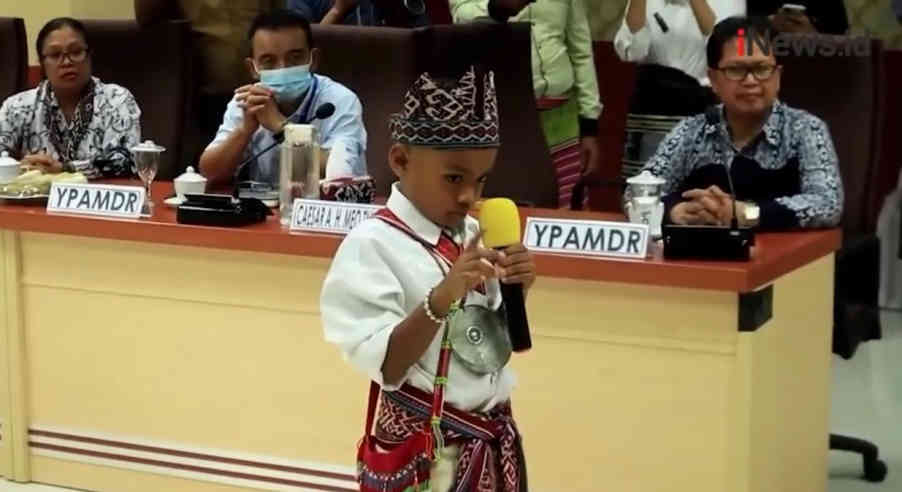 Bocah 'Kalkulator Berjalan', Anak Jenius Petani Indonesia Juara 1 Matematika Dunia