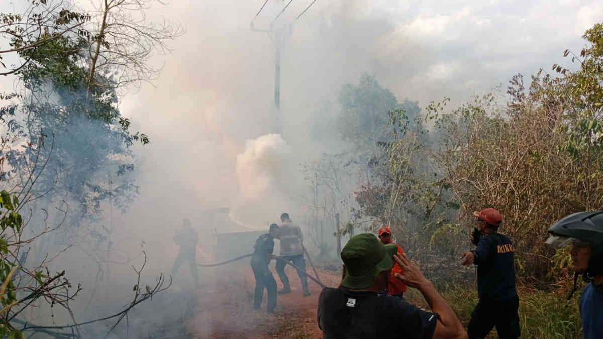 Lagi, Mobil Diduga Bermuatan BBM Bersubsidi Terbakar di Belitung 