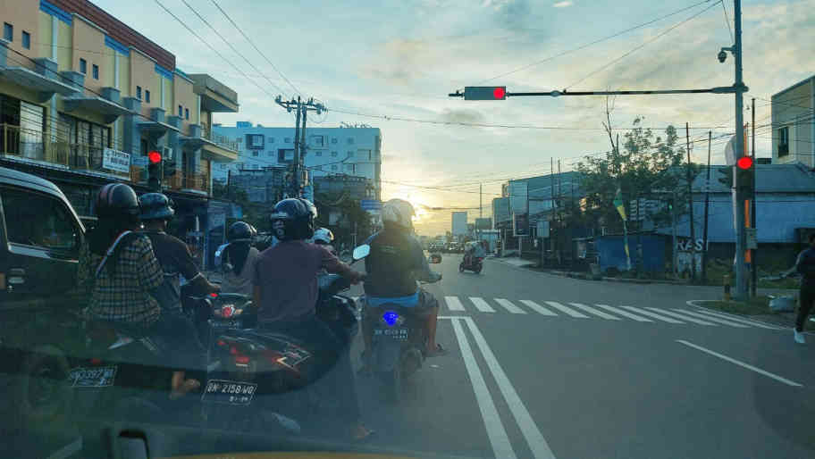 Satlantas Polres Belitung Uji Coba Jalan Dua Arah Simpang Rahat, Mobil Boleh Langsung ke Bundaran Satam