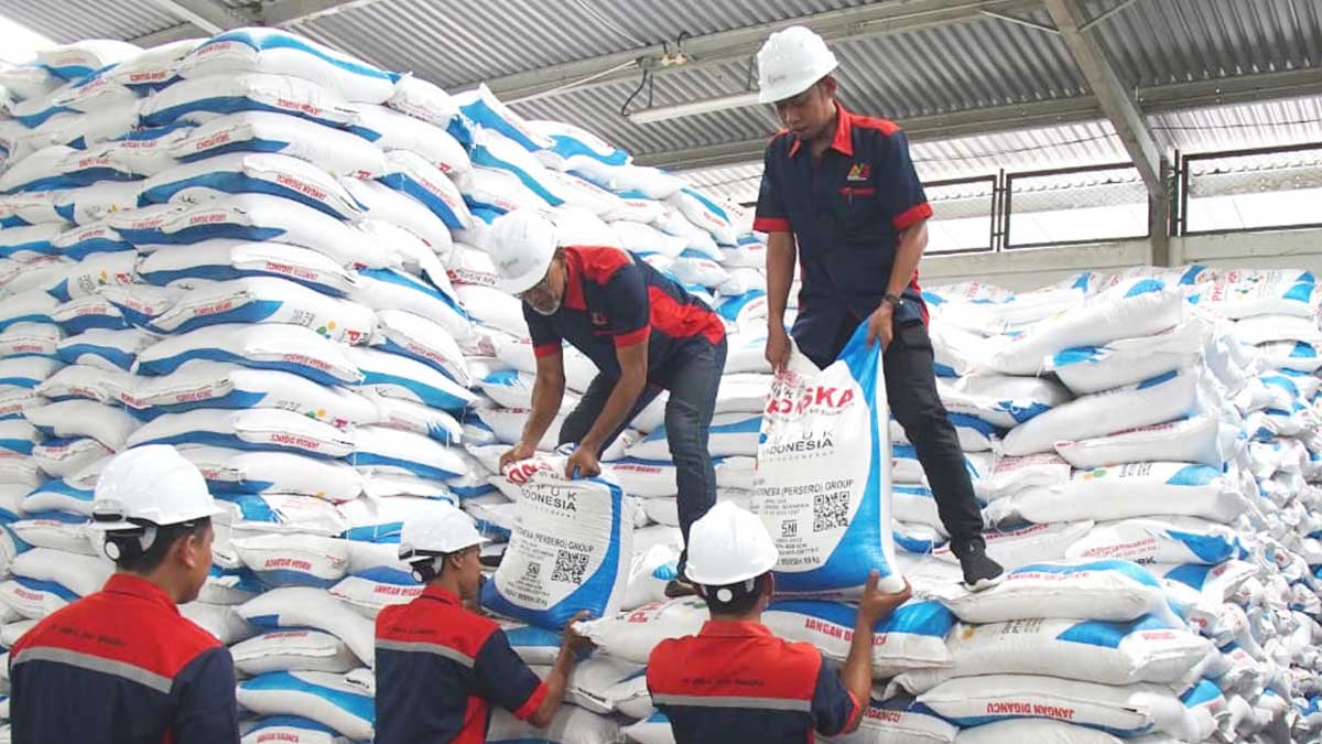 Harga 5 Jenis Pupuk Subsidi Turun 20 Persen, NTP Petani Naik Jadi 129,19