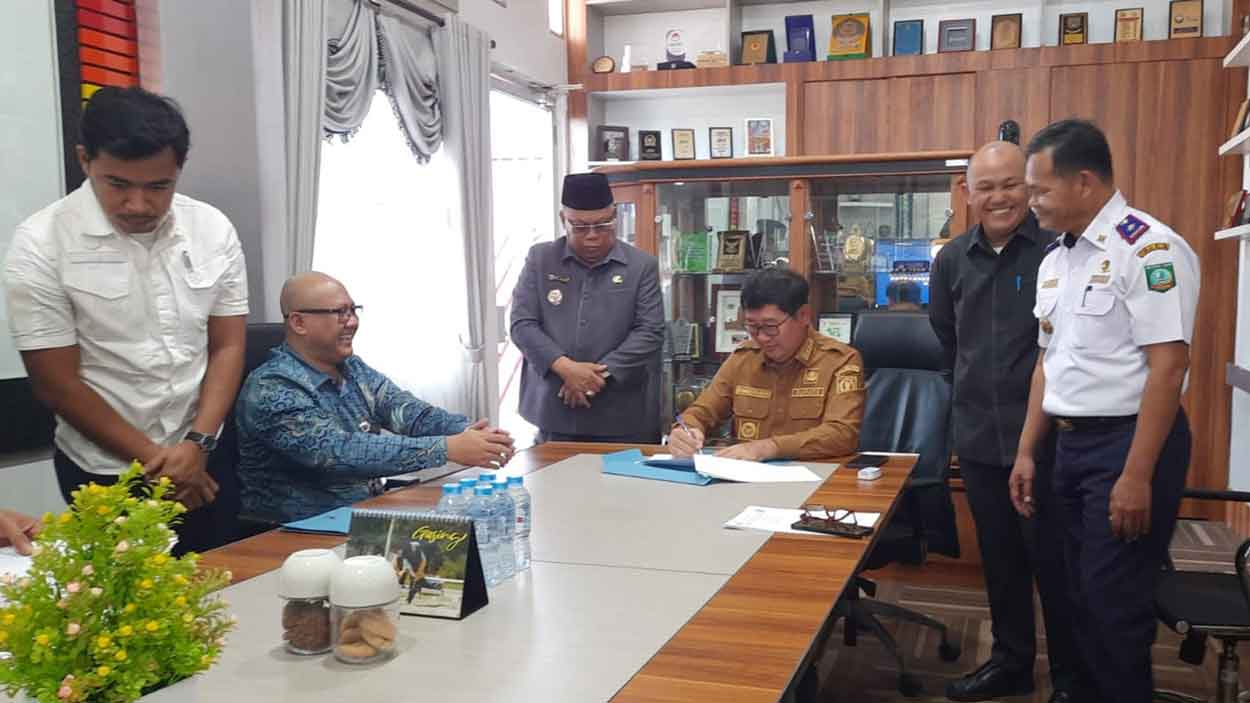 Pemkab Beltim Resmi Terima Aset Pelabuhan ASDP Manggar, Siap Dorong Ekonomi Kawasan Timur Belitung