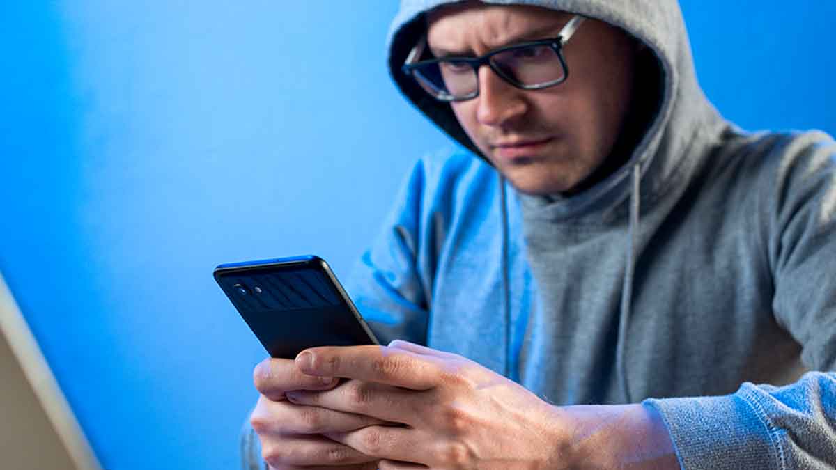 Waspada! 15 Aplikasi Penguras Rekening M-Banking, Cek dan Hapus dari HP Anda