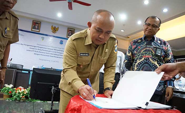 Sepakat dan Teken MoU, Pemkot Pangkalpinang dan PLN Kelola Sampah 