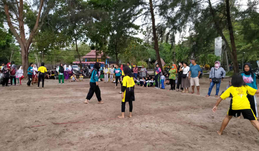 KKG PJOK Tanjungpandan Gelar Lomba Olahraga Tradisional 