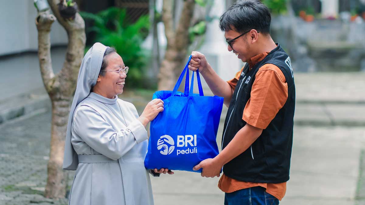 BRI Peduli Salurkan 10.050 Paket Sembako di Paskah 2026, Wujud Nyata Berbagi Kasih