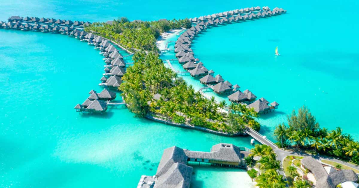 Bora Bora, The Natural Charm of A Tropical Paradise and Luxury Holidays