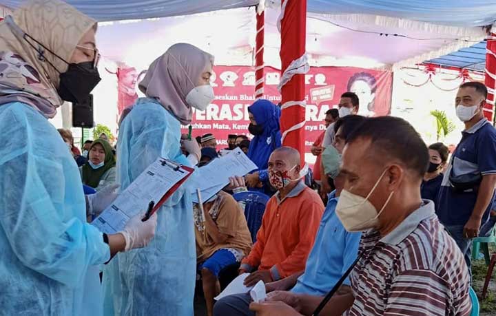 Rudi Center bersama PDIP Operasi Katarak Gratis di RSUD Belitung, Rudianto Tjen Minta Doa