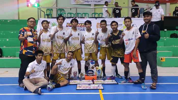Hattrick, Tim Futsal SMAN 1 Manggar 3 Kali Berturut-turut Juarai Turnamen Futsal Pelajar