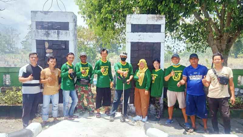 PBB Belitung Bakti Sosial Bersihkan Area Perkuburan Nunok Tanjungpandan