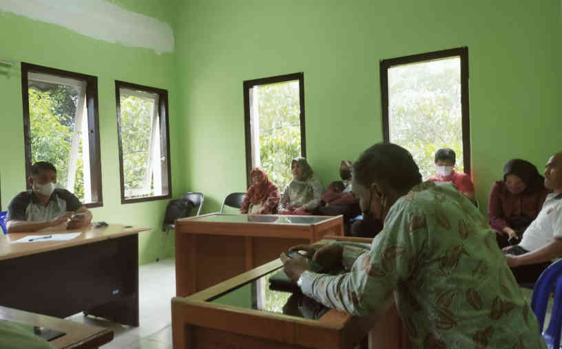 Orang Tua Siswa SD Negeri 17 Sijuk Kecewa Berat, Anak Tidak Naik Kelas, Dindikbud Lakukan Mediasi