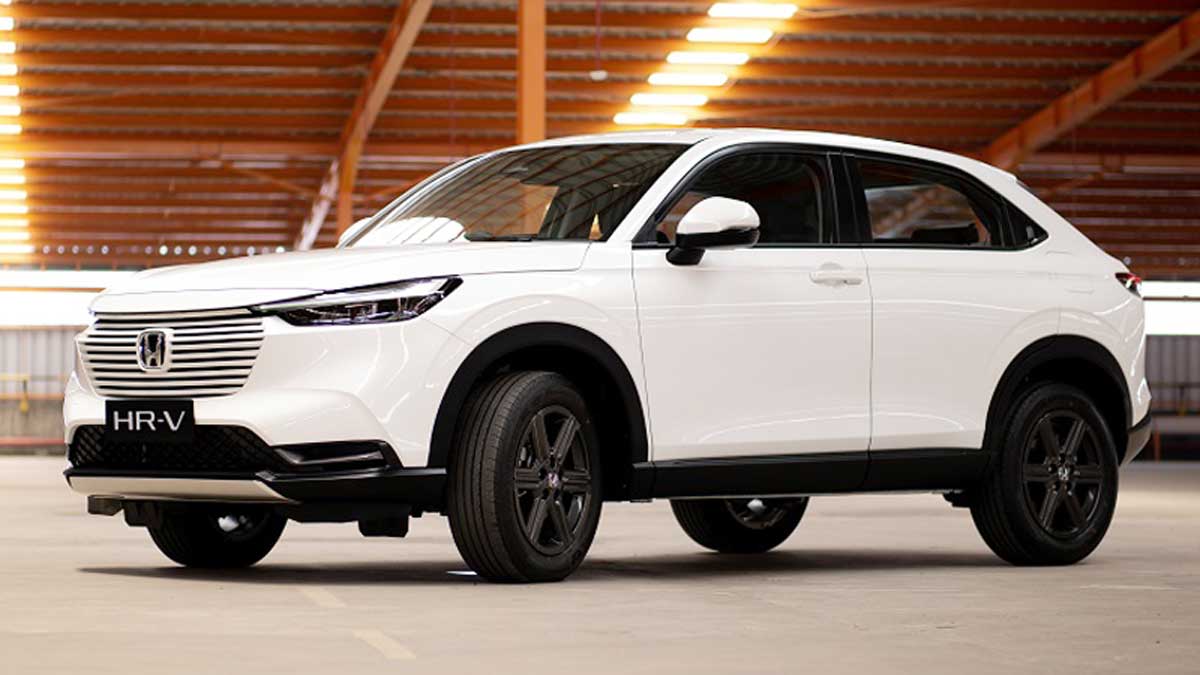 Daftar Mobil Disuntik Mati di Indonesia 2026, Era Mesin Konvensional Berakhir