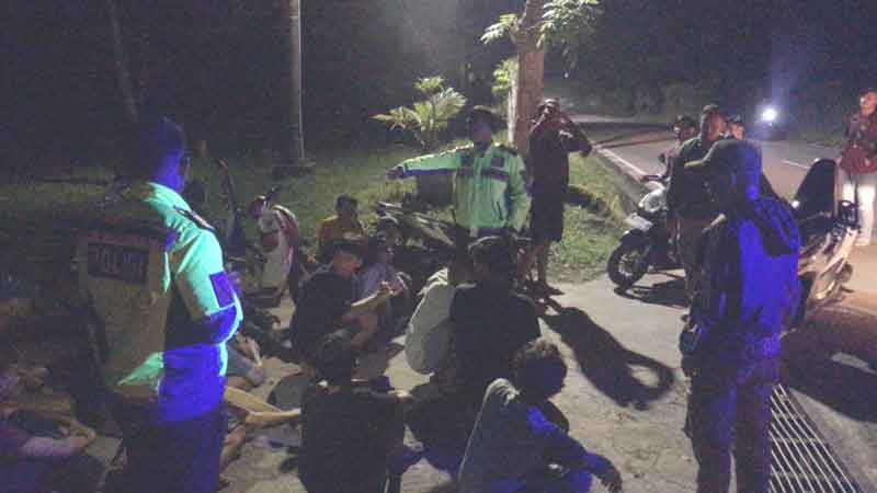 Belasan Remaja Belitung Tawuran di Malam Ramadan, 1 Orang Terluka Parah Kena Pukulan Batu 