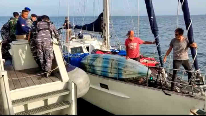 3 Kru Speedboat China Dolphine Dievakuasi KRI Spica, Usai Pencarian Helikopter Jatuh di Belitung Timur