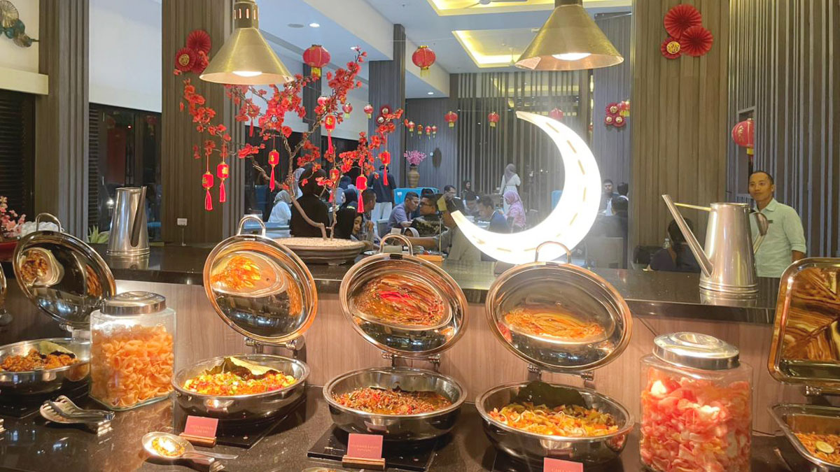 Menikmati Paket Iftar Fairfield Belitung, Lezatnya Bukber Ala Ramadhan at Chinatown