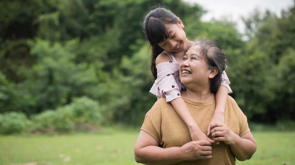 Rahasia Umur Panjang dan Tetap Bugar: Simak 4 Tips Kesehatan dari Menkes 