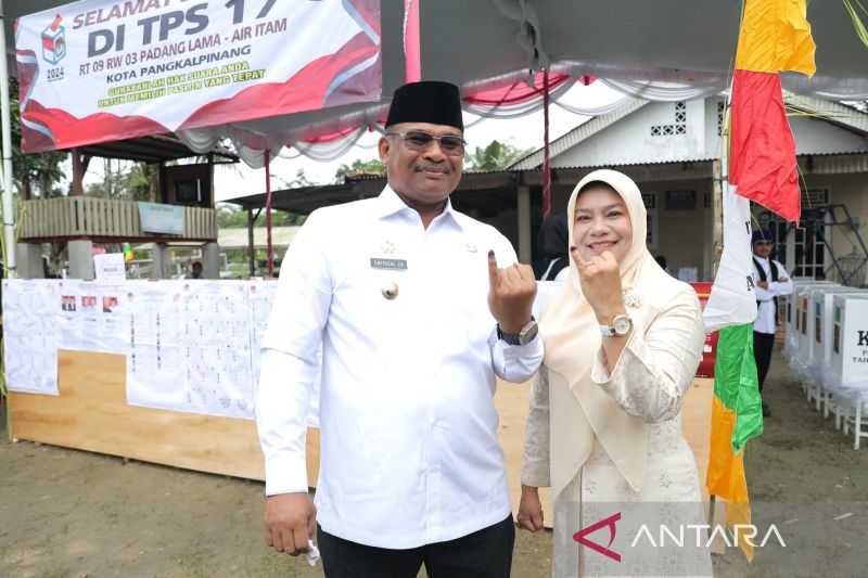 Pemilu Serentak 2024, Penjabat Gubernur Babel Nyoblos di TPS 17 Padang Lama