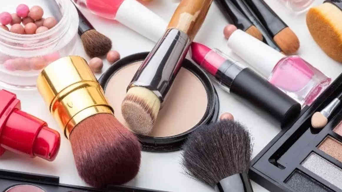 Daftar 13 Produk Kosmetik Berbahaya 2023, yang Berisiko Menyebabkan Kanker Kulit