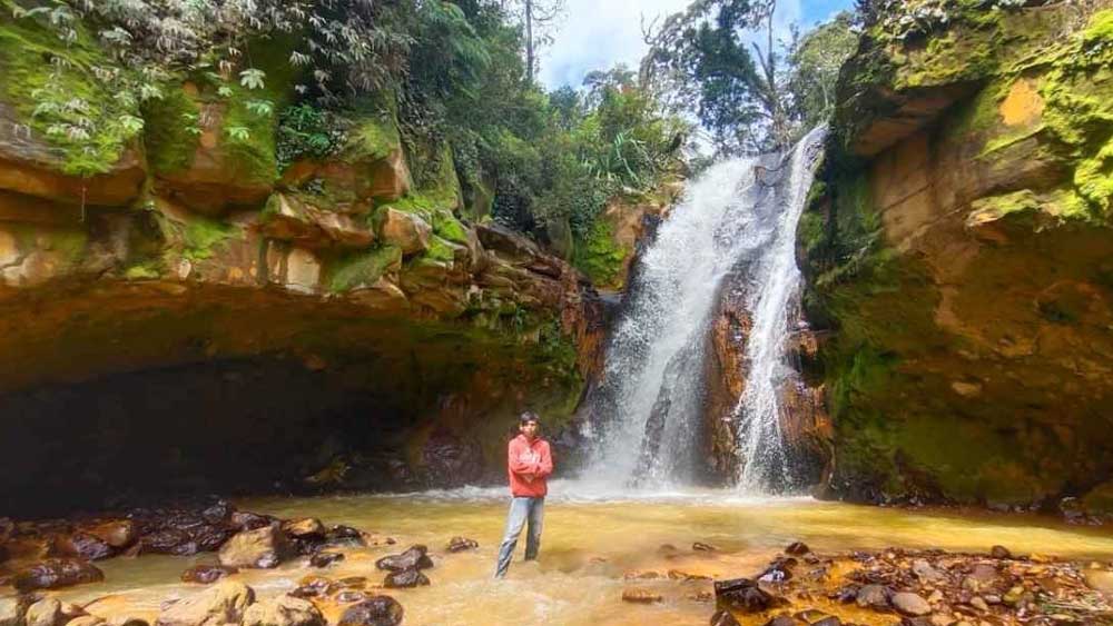 Daya Tarik Wisata Air Terjun Bayau, Destinasi Wisata Menakjubkan di Sumatera Selatan