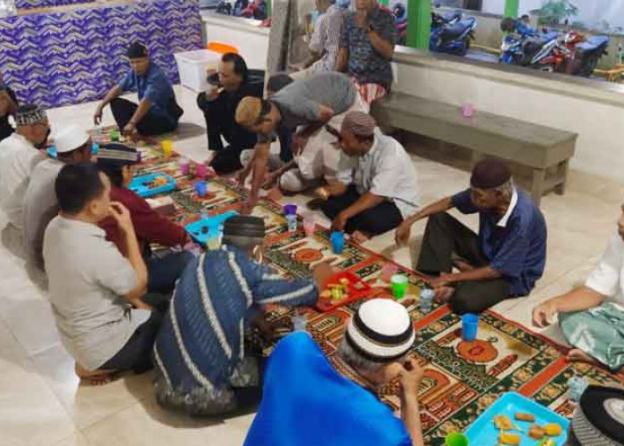 Tradisi Buka Puasa Bersama di Masjid Al Mabrur Tanjungpandan Penuh Kehangatan 
