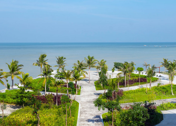 Hotel dengan Beach Access di Belitung, Liburan Tropis Jadi Lebih Praktis