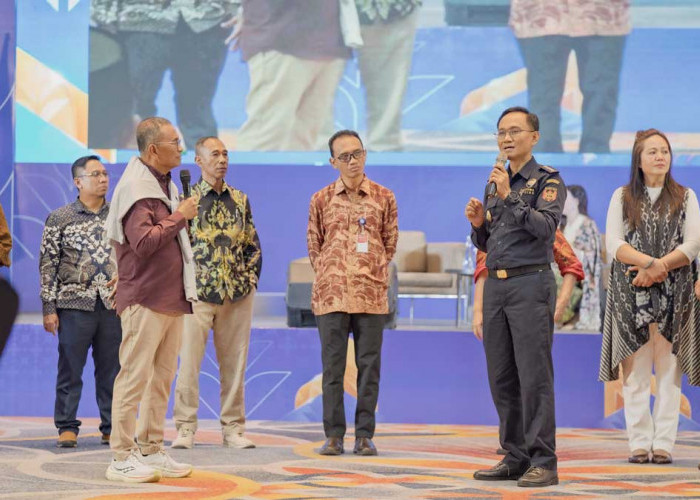 Dahlan Iskan Berbagi Pengalaman di BI Sulut, Dorong Pengusaha Perkuat Kapasitas Produksi