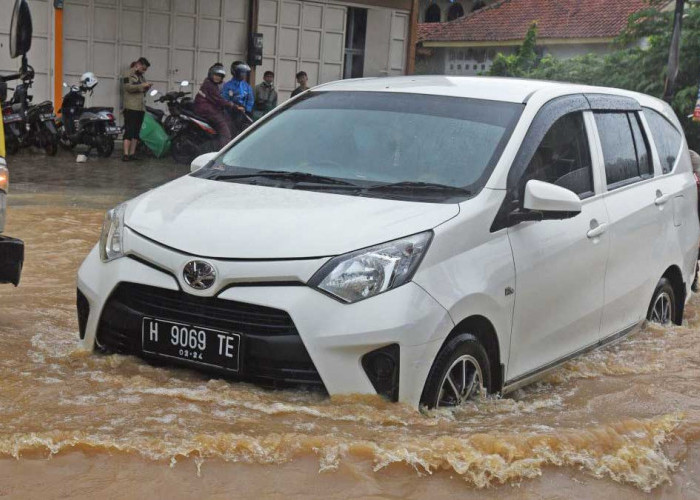 Hati-Hati! Ini Tanda-tanda Mobil Bekas Terendam Banjir, Teliti Sebelum Beli