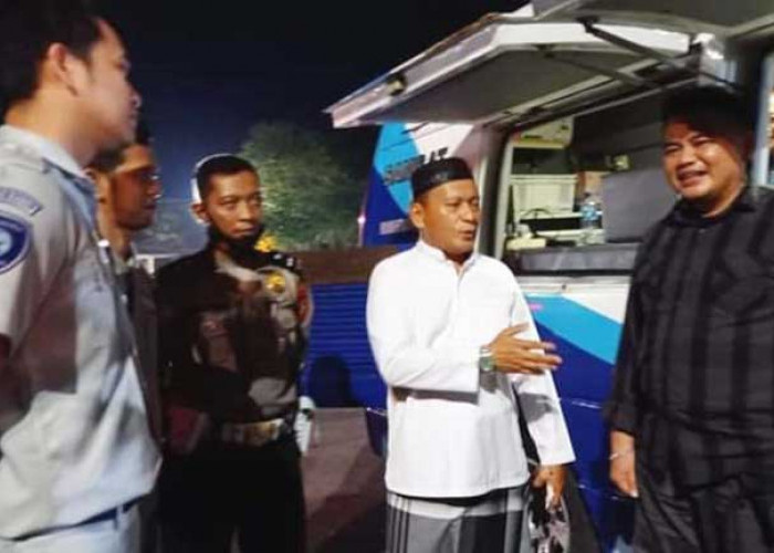Ketua DPRD Babel Tinjau Samsat Keliling di Belitung, Herman Suhadi:  Kalian Pahlawan PAD