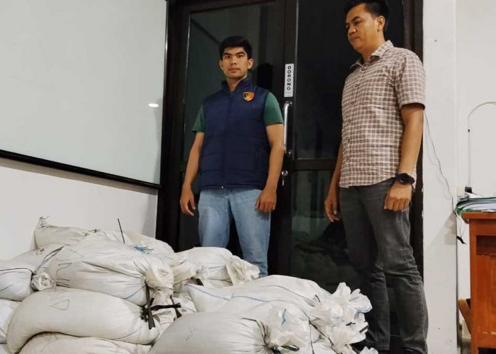Polres Belitung Gagalkan Pengiriman 79 Karung Pasir Timah ke Bangka, 7 Orang Diamankan