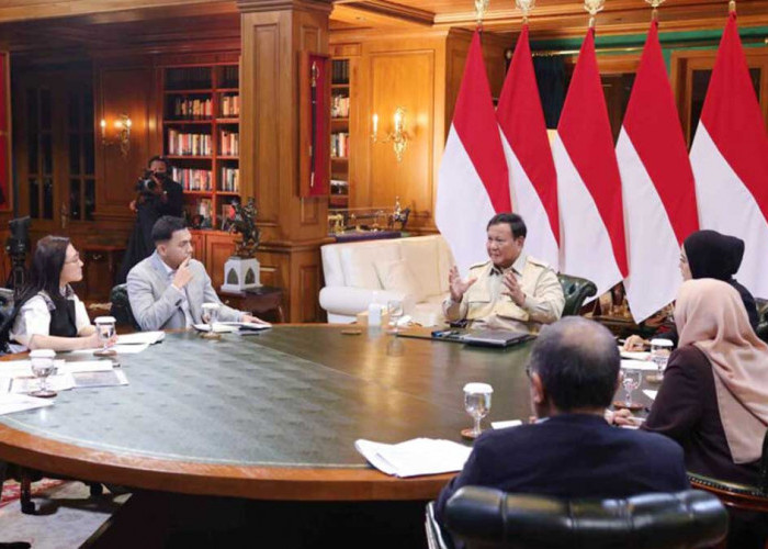 Bahas Pengangkatan Guru Kembali ke Pusat, Prabowo Soroti Rekrutmen di Daerah
