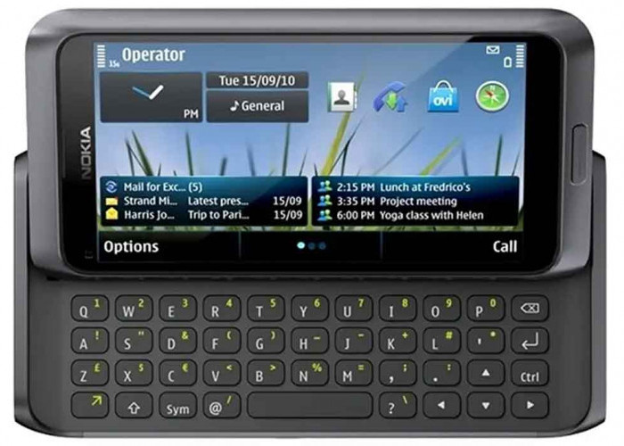 Spesifikasi Nokia E7, HP Profesional dengan Keyboard QWERTY dan Fitur Kerja Lengkap