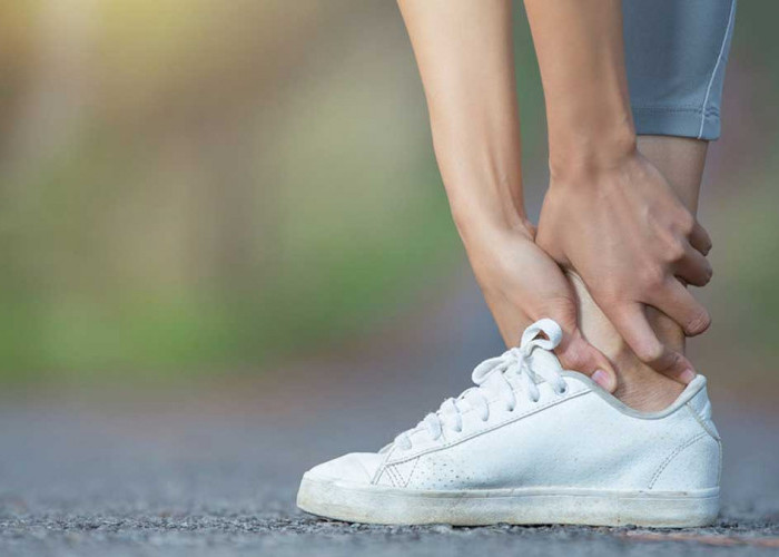 Cara Mengatasi Kesemutan Kaki Tak Hilang-Hilang? Coba 8 Langkah Ini