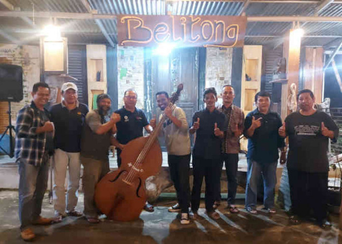 PT Timah Dukung Pariwisata dan Seniman Belitung, Serahkan Bantuan Alat Musik Kontrabas