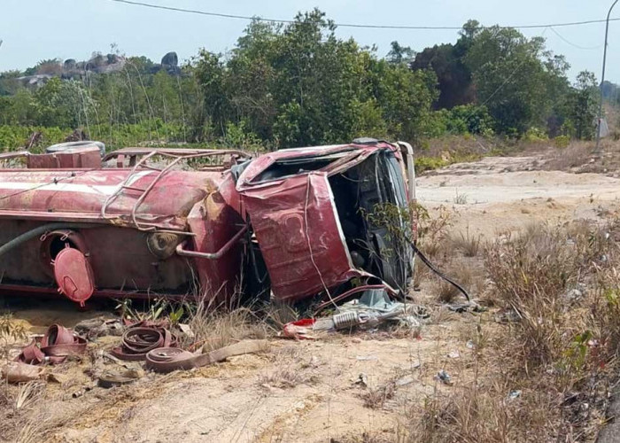 Mobil Damkar Belitung Terbalik Saat Menuju Karhutla Sijuk, Begini Kondisi 3 Petugas