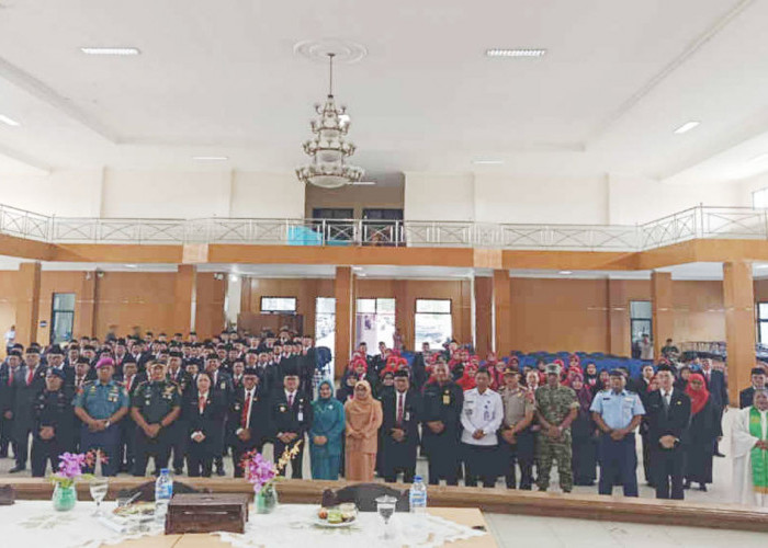 136 Pejabat Pemkab Belitung Dilantik, Bupati Djoni Pastikan Tanpa Intervensi